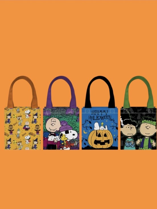 Peanuts Handbags - Peanuts Halloween Reusable Mini Tote Bag 4 Pack NWOT